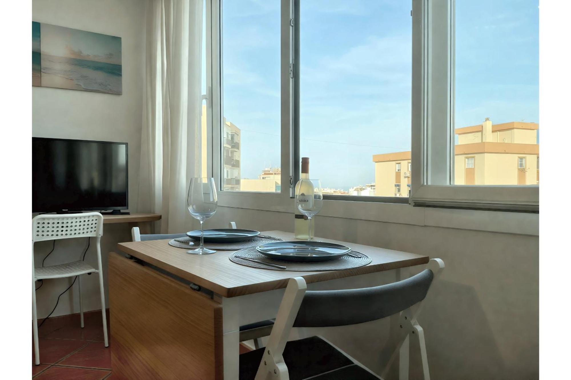 Helios Ii - Free Parking - By Lcdsol Apartment Torremolinos