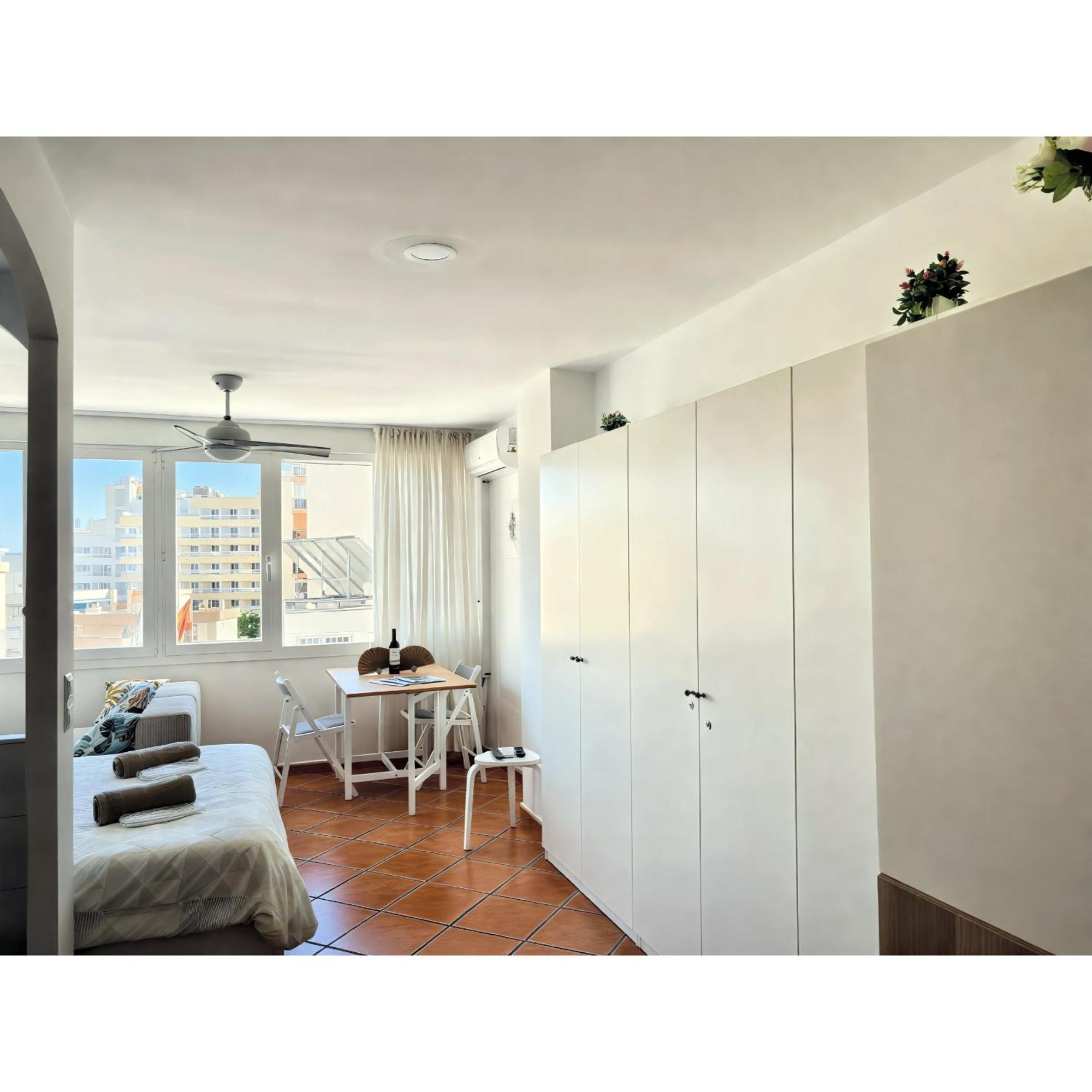 Helios Ii - Free Parking - By Lcdsol Apartamento Torremolinos